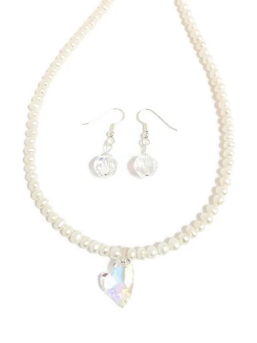 Simple Pearl Necklace - Christine