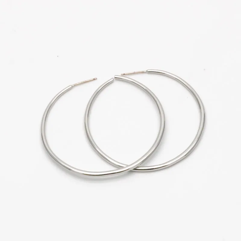 Simple Silver tone round Earrings