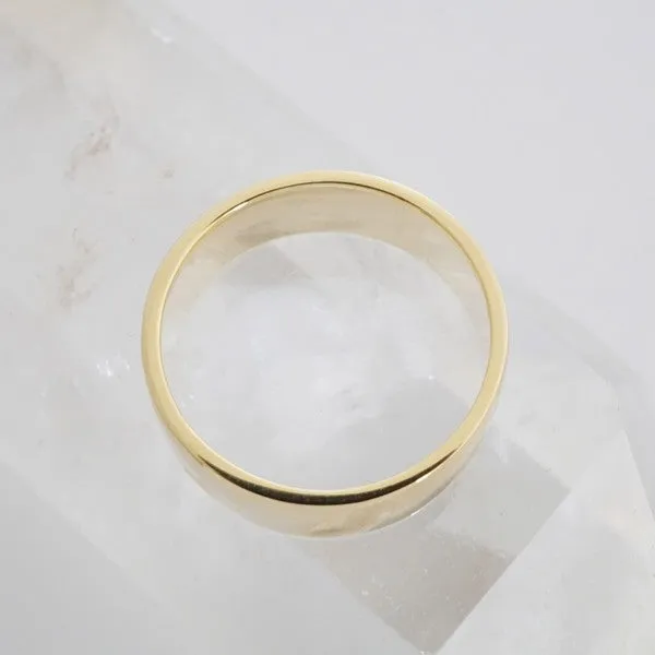 Sleek and Simple Band Ring